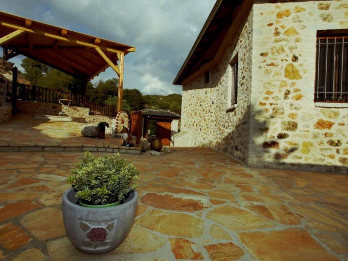 Yono'S Traditional House Ano Ravenia Dış mekan fotoğraf