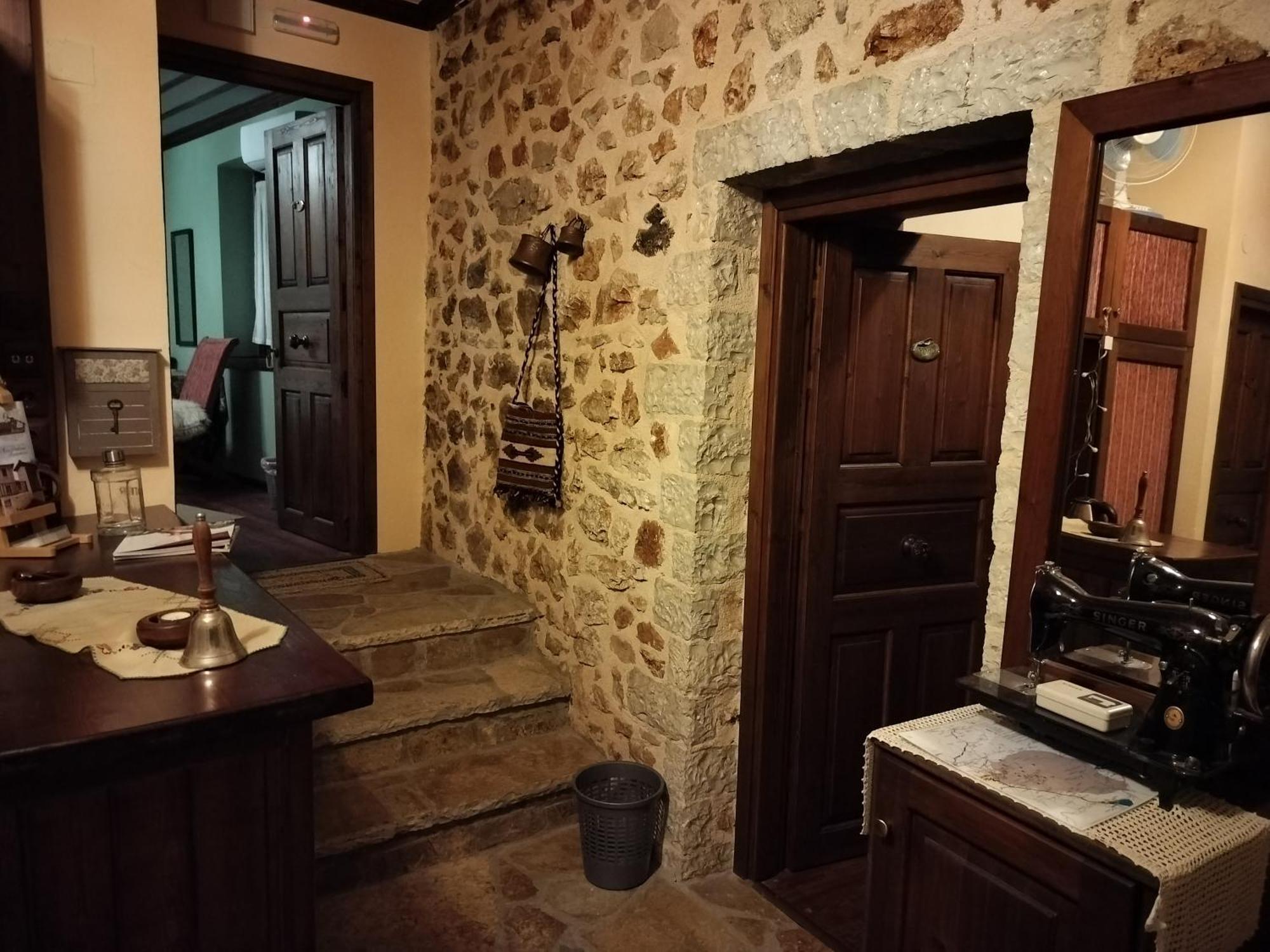 Yono'S Traditional House Ano Ravenia Dış mekan fotoğraf